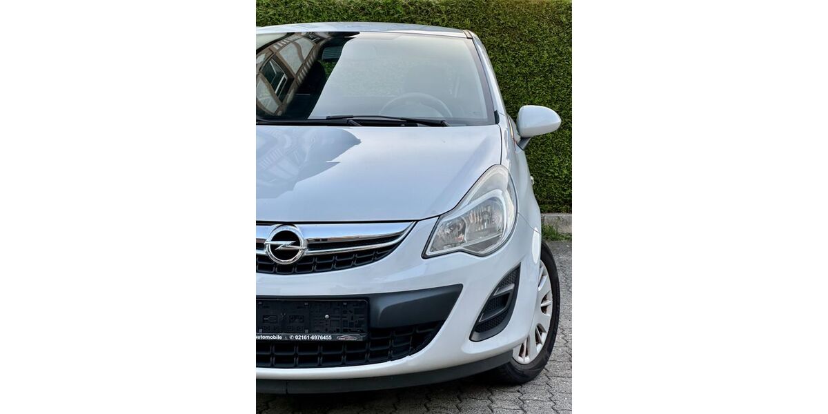 Opel Corsa 178.276 km 2.390 &euro; Essen 45136