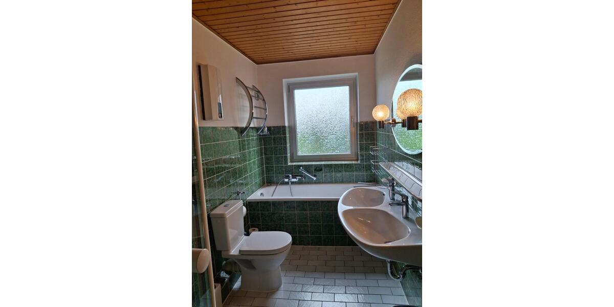 Etagenwohnung Duisburg Rheinhausen - 3 Zimmer, 83 m&sup2;, 750&euro; | Angebot:26322732