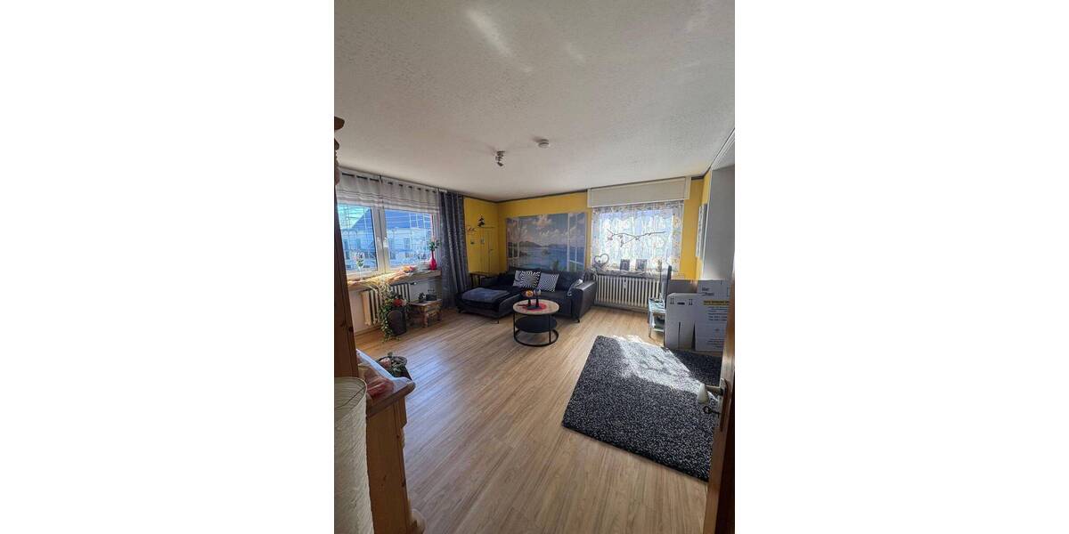 Etagenwohnung Krefeld Oppum - 2 Zimmer, 89 m&sup2;, 950&euro; | Angebot:26244926