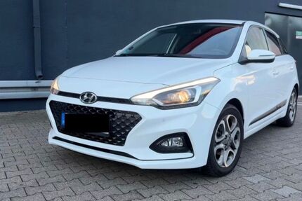 Hyundai i20 81.160 km 9.999 &euro; Mülheim an der Ruhr 45472