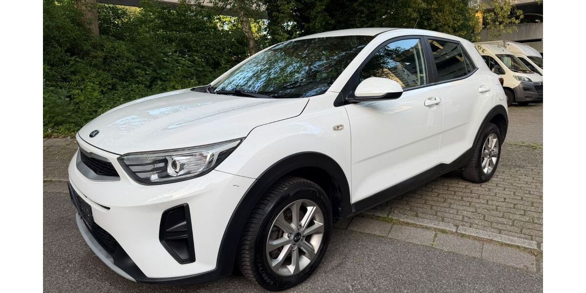 Kia Stonic 157.345 km 7.200 &euro; Essen 45276