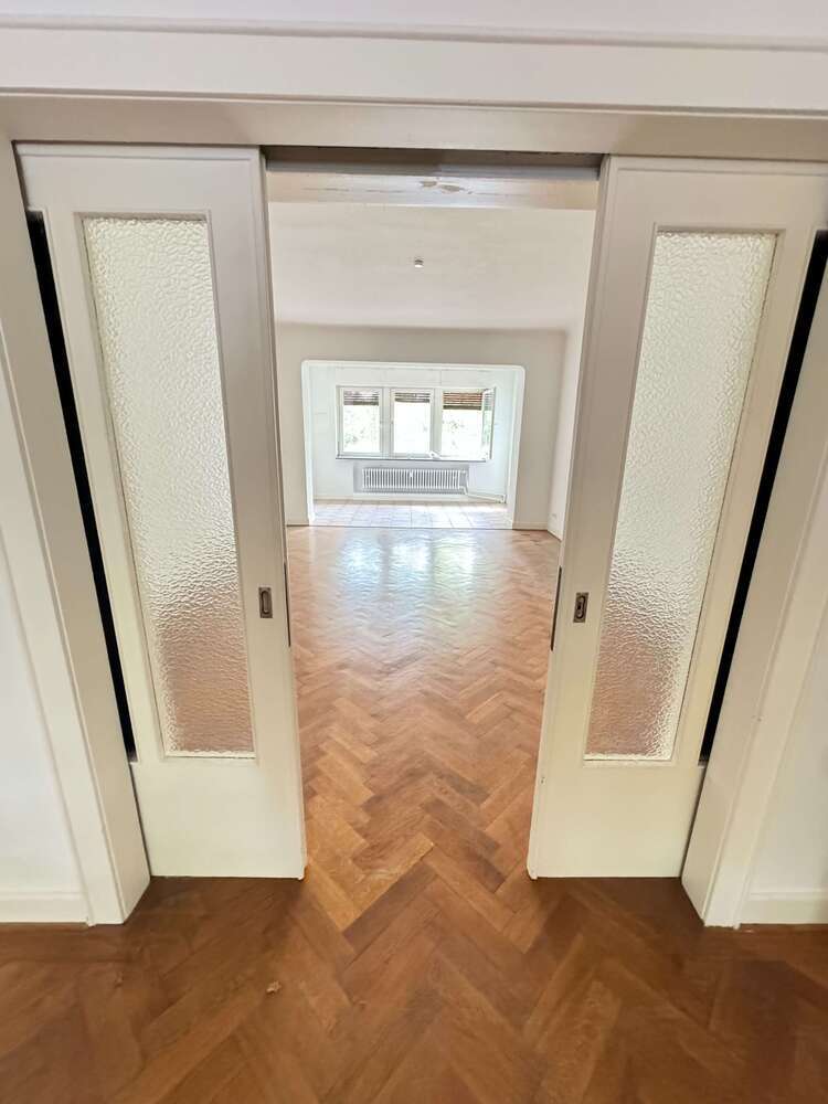 Wohnung zum Kaufen in Duisburg 430.000 € 162.1 m²
