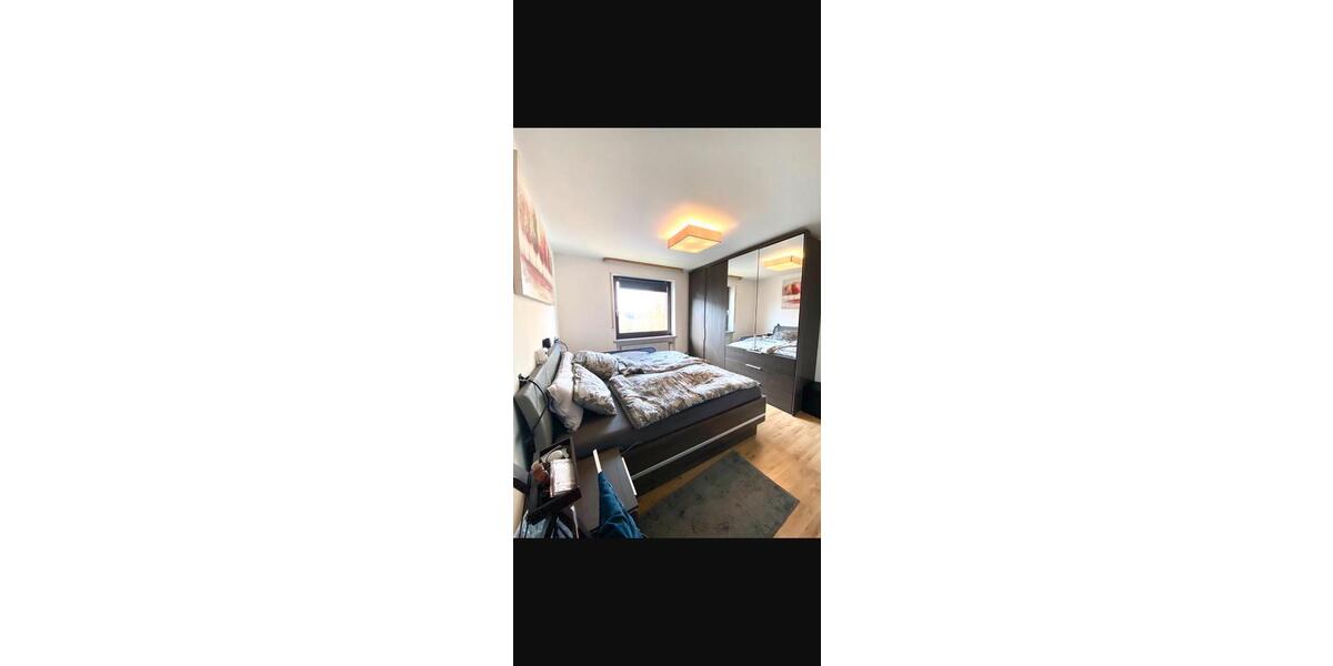 Etagenwohnung Krefeld Hüls - 4 Zimmer, 81 m&sup2;, 970&euro; | Angebot:26223848