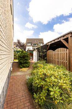 Mehrfamilienhaus, Wohnhaus Düsseldorf Oberbilk - 2.400.000&euro; | Angebot:21296073