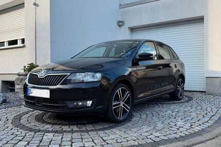 Skoda Rapid 246.000 km 6.399 &euro; Düsseldorf 40597