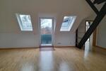 Kaarst-Mietwohnung 90 Qm mit 2 Stellplätzen