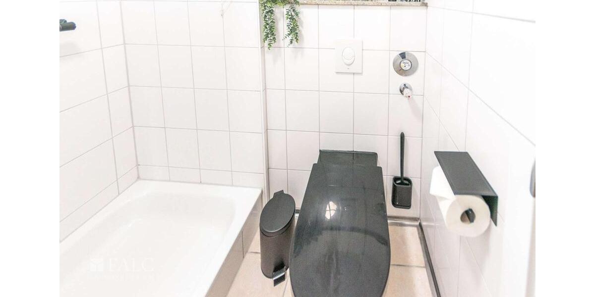 Etagenwohnung Essen Stadtkern - 1 Zimmer, 35 m&sup2;, 990&euro; | Angebot:24493583