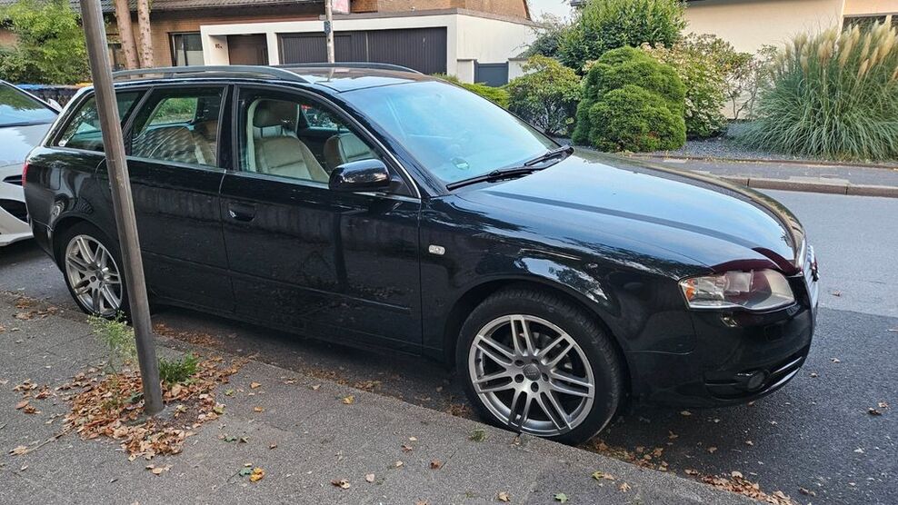 Audi A4 285.000 km 2.990 € Mettmann 40822