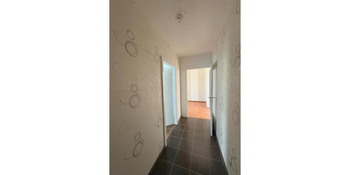 Etagenwohnung Ratingen Tiefenbroich - 3 Zimmer, 82 m&sup2;, 879&euro; | Angebot:26270295