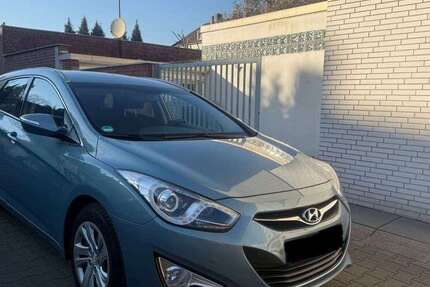 Hyundai i40 99.500 km 8.400 &euro; Essen 45143