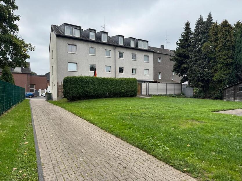 Familienfreundlich & modern - sanierte 4-Zimmer-ETW in OB-Lirich zimmer