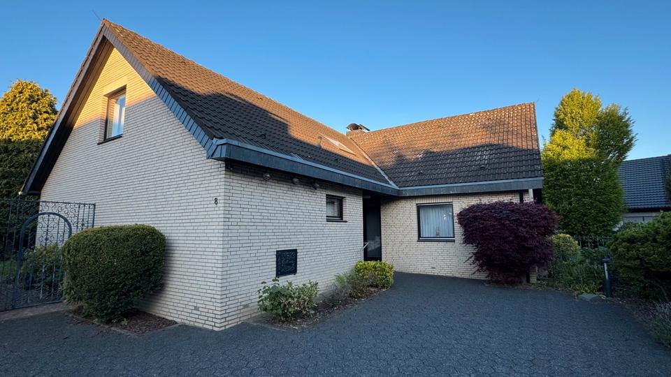 Einfamilienhaus Kaarst - 7 Zimmer, 232 m&sup2;, 940.000&euro; | Angebot:26921795