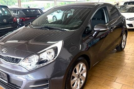 Kia Rio 108.000 km 7.899 &euro; Gladbeck 45966