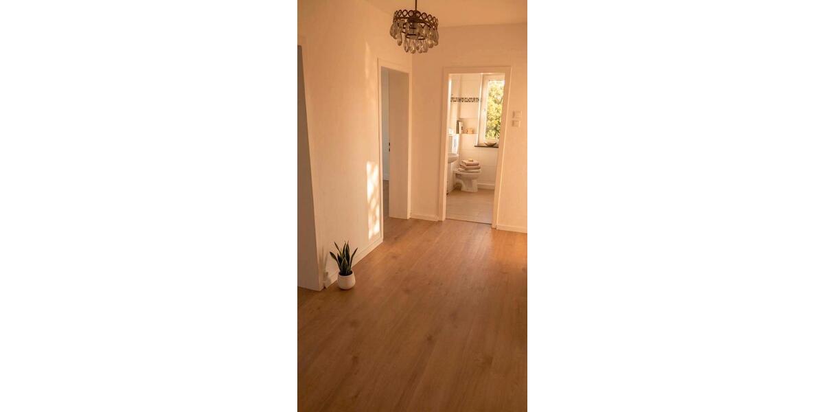 Etagenwohnung Gelsenkirchen Ückendorf - 4 Zimmer, 75 m&sup2;, 562&euro; | Angebot:26350540