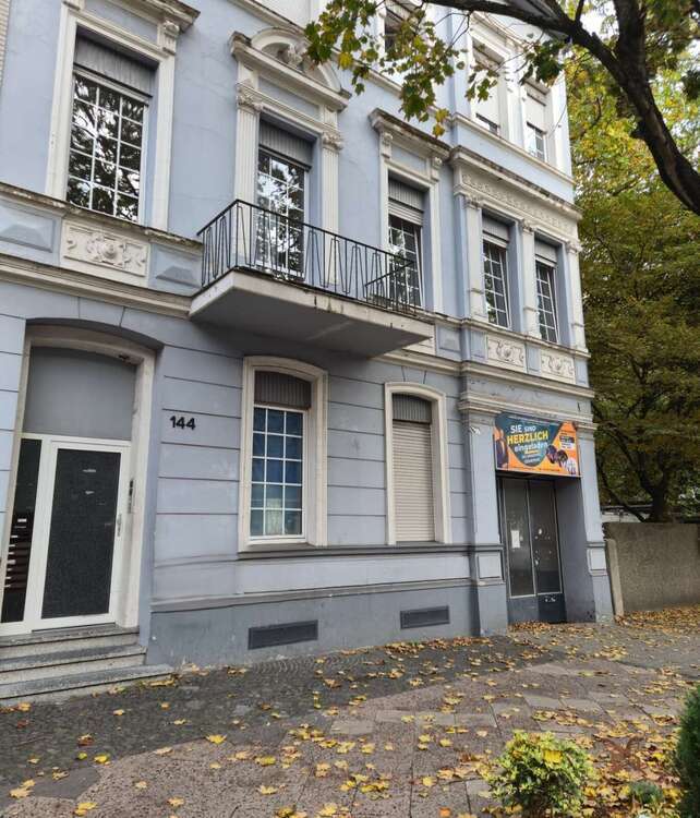 Wohnung zum Kaufen in Krefeld 110.000 € 74 m² 3 zimmer