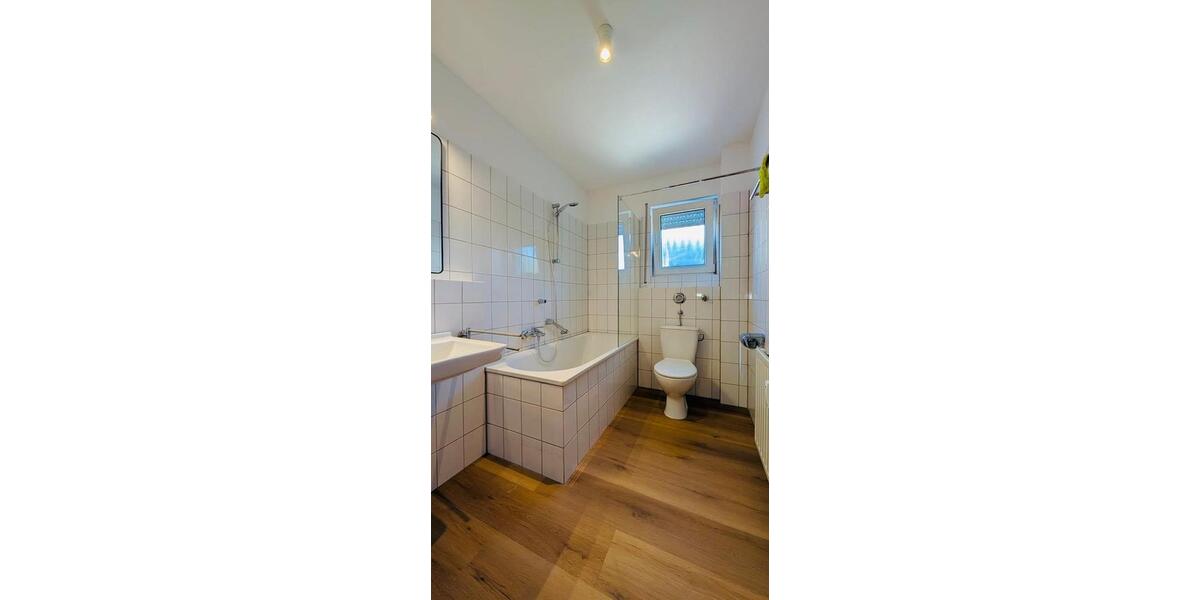Etagenwohnung Mülheim an der Ruhr Broich - 1 Zimmer, 49 m&sup2;, 410&euro; | Angebot:26316971