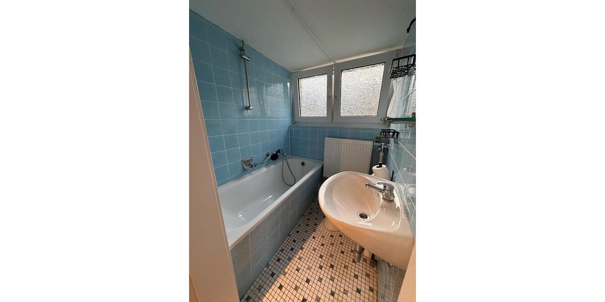 Dachgeschoßwohnung Duisburg Walsum - 1 Zimmer, 30 m&sup2;, 480&euro; | Angebot:26090590