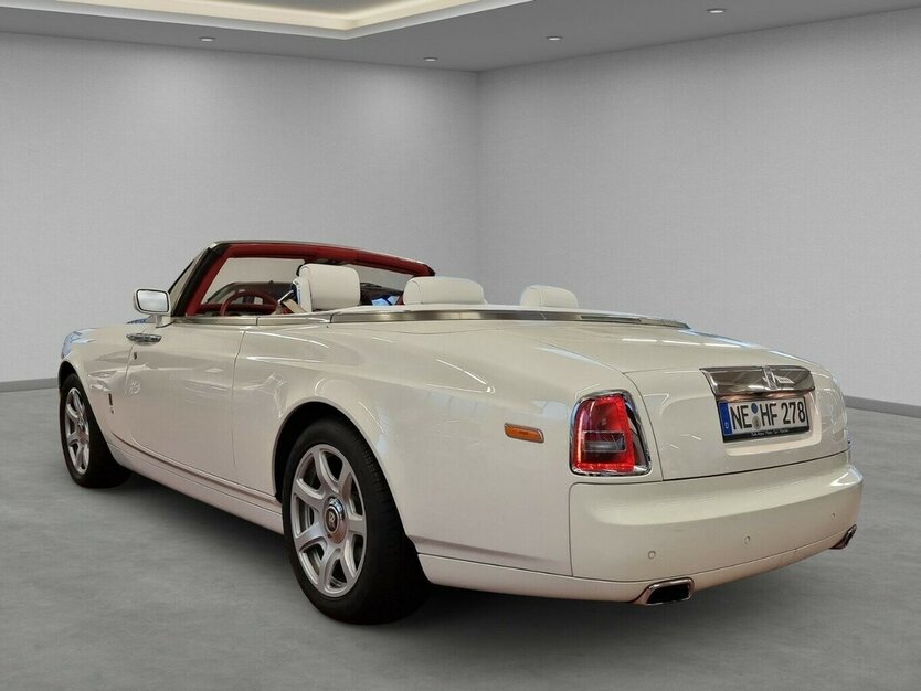 Rolls Royce Phantom Drophead Bespoke Spezial 21.800 km 195.000 € HAAN 42781