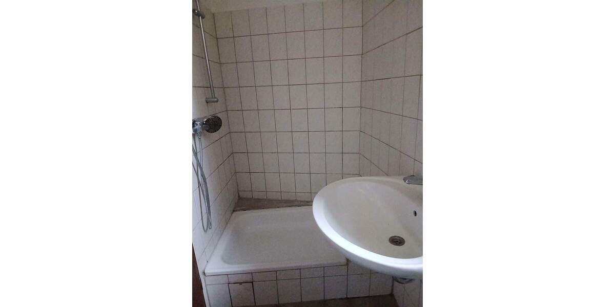 Etagenwohnung Gelsenkirchen Altstadt - 2 Zimmer, 64 m&sup2;, 390&euro; | Angebot:25740082