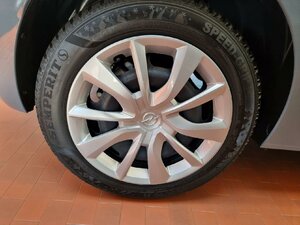 Opel Corsa Edition Komfortp. Techp. 9.521 km 20.940 € HAAN 42781