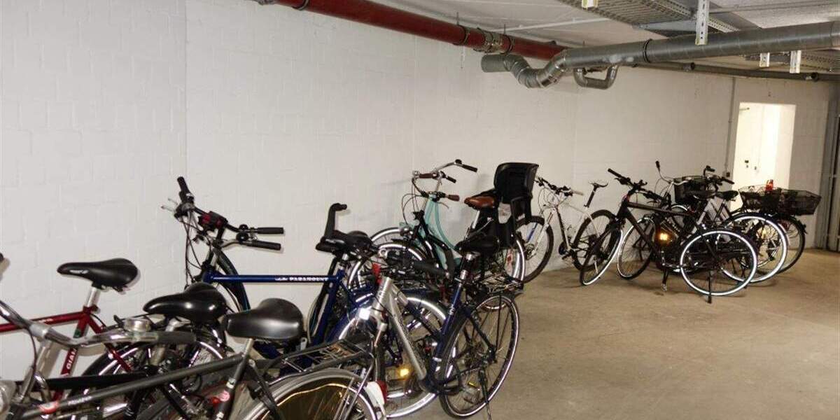 Etagenwohnung Düsseldorf Flingern Nord - 3 Zimmer, 117 m&sup2;, 1.879&euro; | Angebot:24766682