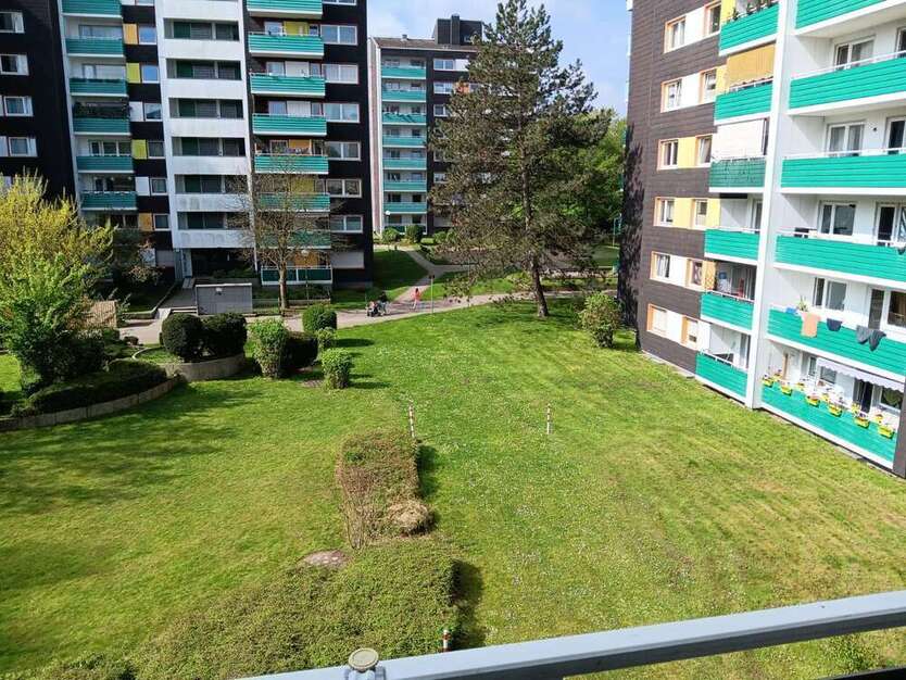 Wohnung zum Mieten in Essen 400 € 61.26 m²