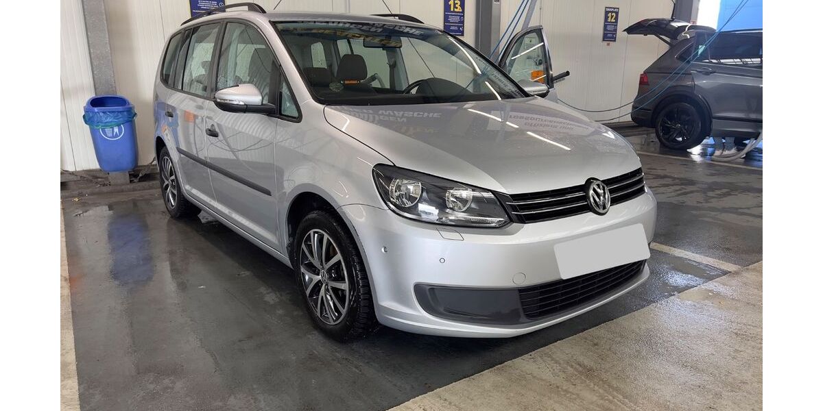 VW Touran 185.000 km 6.450 &euro; Neuss 41469
