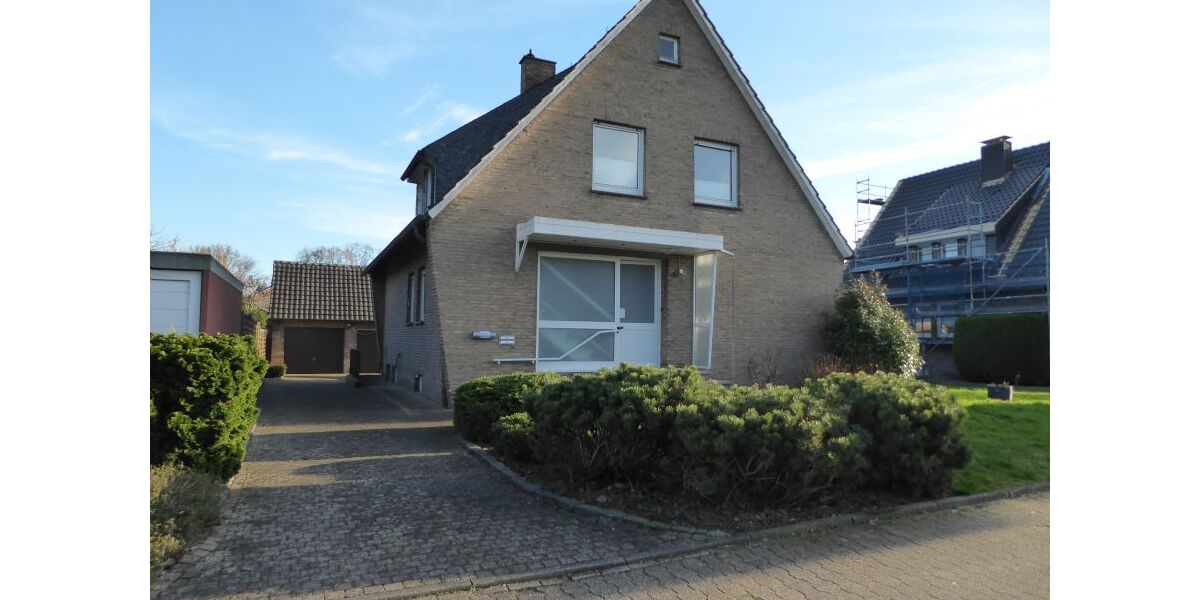 Provisionsfrei* Geräumiges, solides 2-FH mit Keller in Top Lage !!! - Zweifamilienhaus Wesel Obrighoven | Angebot:25566115