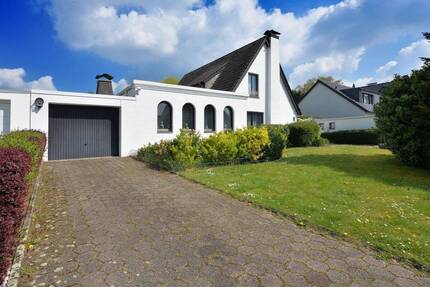 Haus Moers Hülsdonk - 5 Zimmer, 185 m&sup2;, 695.000&euro; | Angebot:26415383
