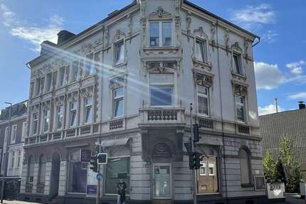 Haus zum Kaufen in Duisburg 890.000 € 637 m² 18 zimmer