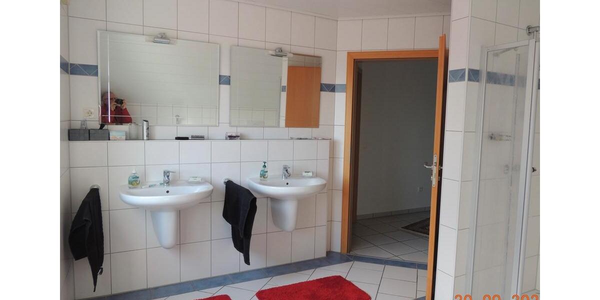 Einfamilienhaus Essen Stadtbezirk II - 7 Zimmer, 195 m&sup2;, 499.000&euro; | Angebot:27428634