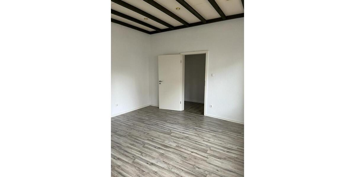 Erdgeschoßwohnung Gelsenkirchen Resse - 4 Zimmer, 125 m&sup2;, 1.375&euro; | Angebot:25291676