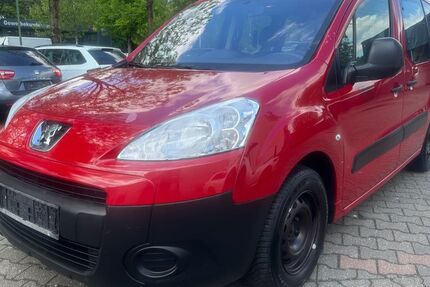 Peugeot Partner 218.886 km 1.790 &euro; Essen 45356