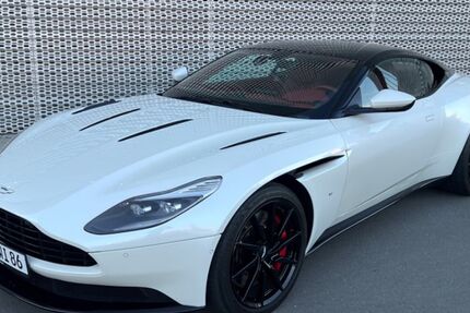 Aston Martin DB11 13.114 km 135.000 &euro; Essen 45141