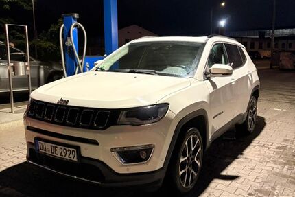 Jeep Compass 131.000 km 15.990 &euro; Duisburg 47137