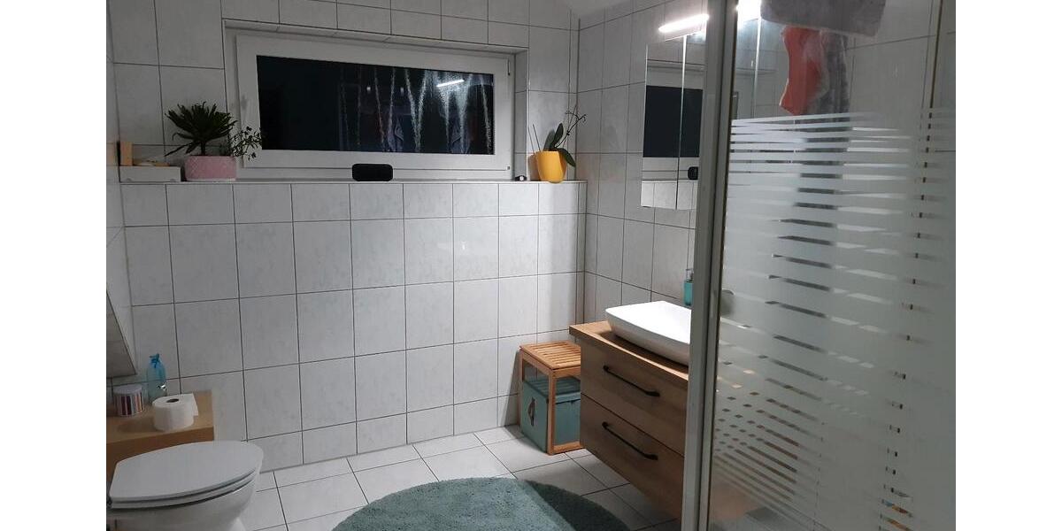 Dachgeschoßwohnung Voerde (Niederrhein) - 3.5 Zimmer, 78 m&sup2;, 795&euro; | Angebot:25625244