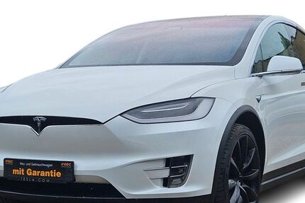 Tesla Model X 56.000 km 37.480 € Duisburg 47249