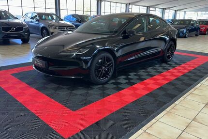 Tesla Model 3 76.500 km 31.000 &euro; Oberhausen 46047