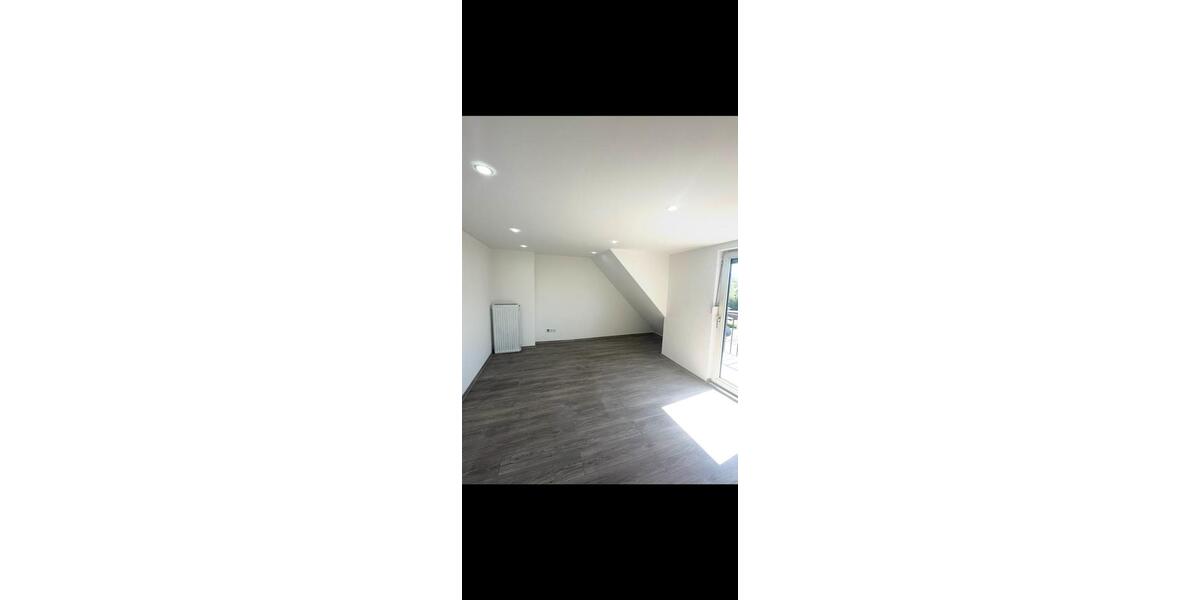 Einfamilienhaus Duisburg Rheinhausen - 5 Zimmer, 180 m&sup2;, 1.600&euro; | Angebot:25988678