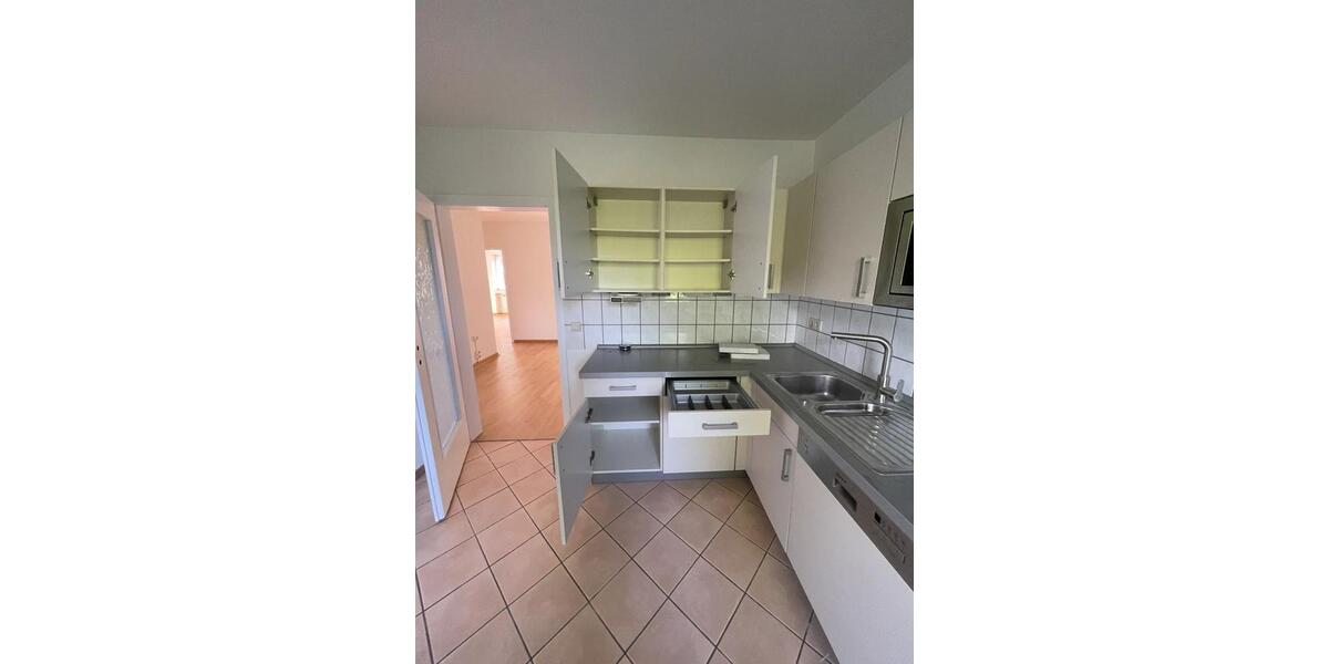 Etagenwohnung Düsseldorf Niederkassel - 3 Zimmer, 85 m&sup2;, 1.235&euro; | Angebot:26215019