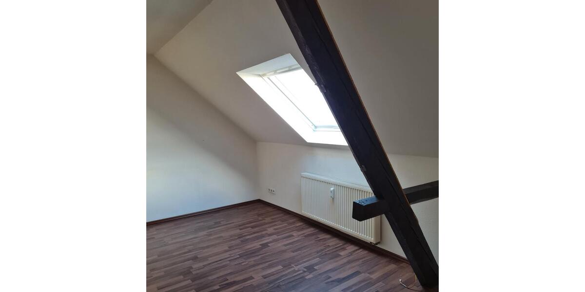 Dachgeschoßwohnung Krefeld Dießem - 2 Zimmer, 40 m&sup2;, 400&euro; | Angebot:26313871