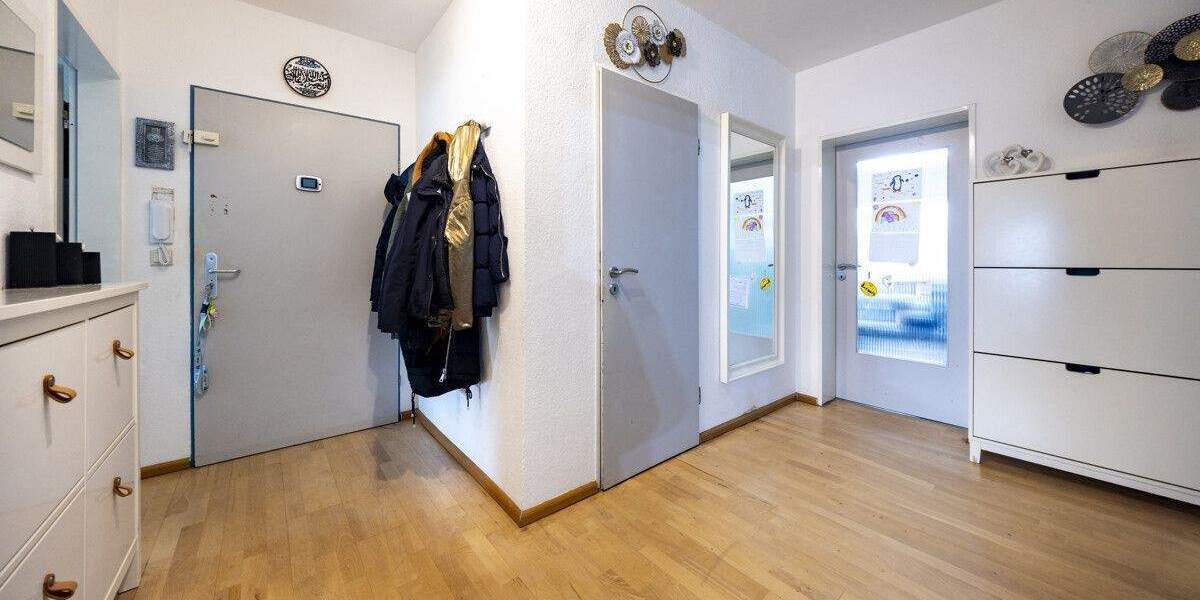 Etagenwohnung Meerbusch Büderich - 4 Zimmer, 93 m&sup2;, 340.000&euro; | Angebot:24278295