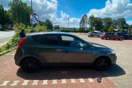 Hyundai i30 206.500 km 1.800 &euro; Gelsenkirchen 45886