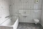 Erdgeschoßwohnung Duisburg Mittelmeiderich - 3 Zimmer, 75 m&sup2;, 600&euro; | Angebot:26321219