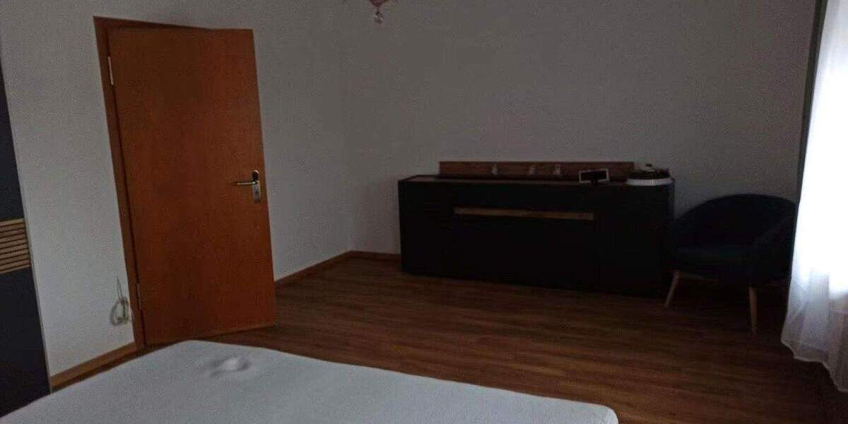 Etagenwohnung Neuss Innenstadt - 2 Zimmer, 56 m&sup2;, 650&euro; | Angebot:25391499