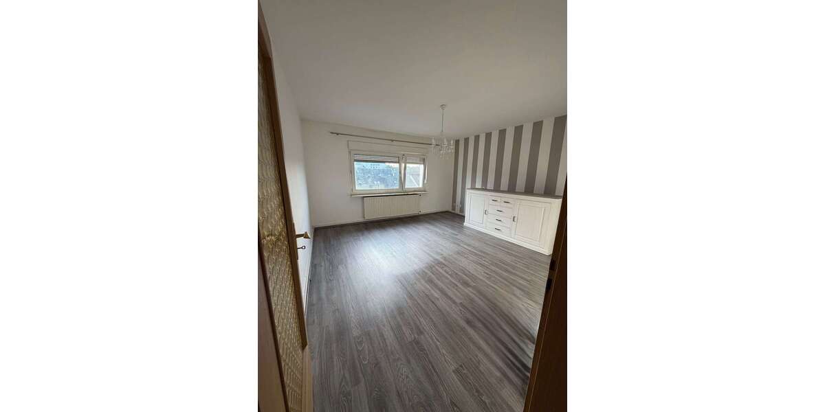 Etagenwohnung Velbert (Mitte) Velbert-Mitte - 3 Zimmer, 63 m&sup2;, 155.000&euro; | Angebot:26261859