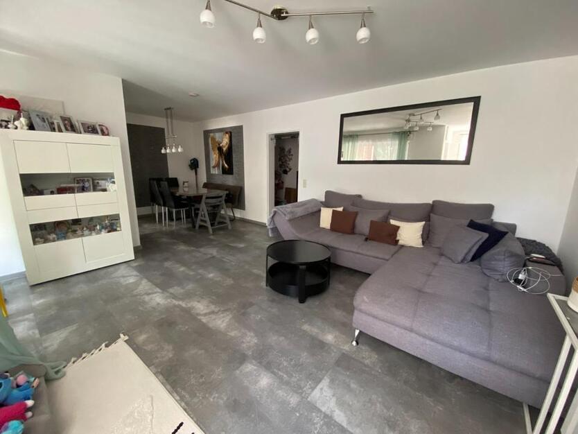 3 Zimmer Maisonette-Wohnung mit Garten in ruhiger Lage zimmer