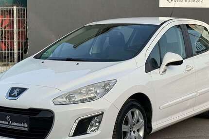 Peugeot 308 129.800 km 4.900 &euro; Essen 45139
