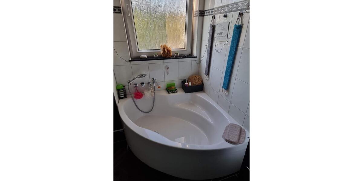 Etagenwohnung Dinslaken Hiesfeld - 4.5 Zimmer, 93 m&sup2;, 215.000&euro; | Angebot:26942650