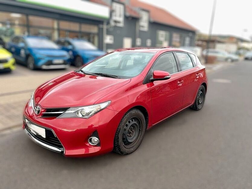 Toyota Auris 171.500 km 6.750 € Wuppertal 42277